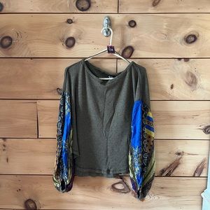 We the free no size posted